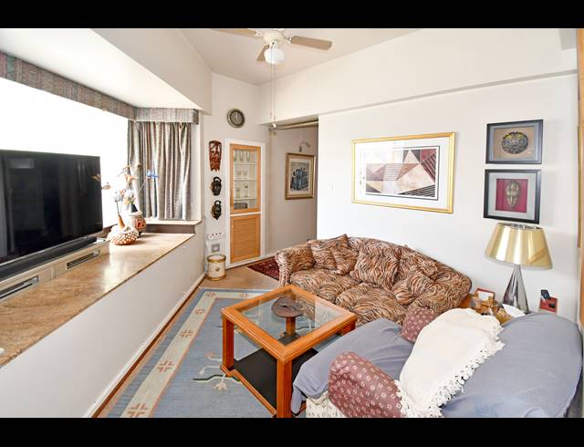 3 BEDROOM APARTMENT FOR SALE IN PARKTOWN